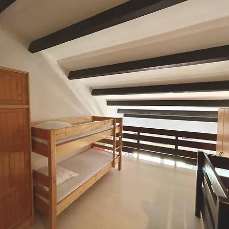 T3 Mezzanine Climatise Avec Piscine Proche Et Commerces A - Fr-1-388-226